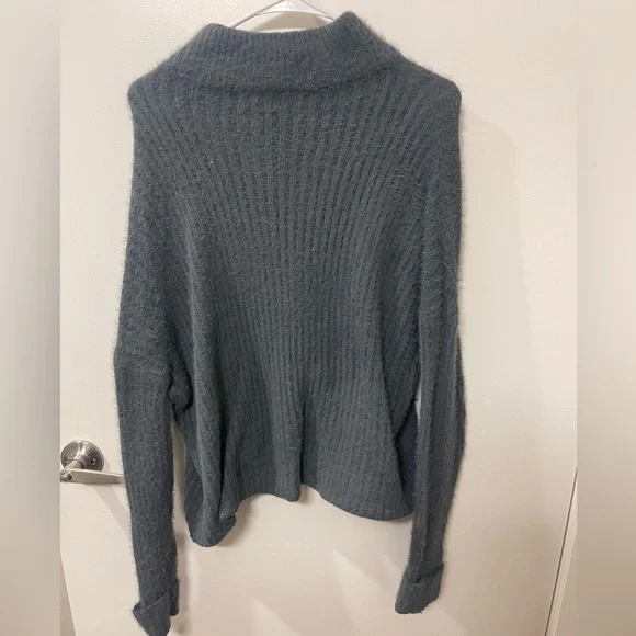 Women’s Turtle Neck Sweater - Picture 3 of 3